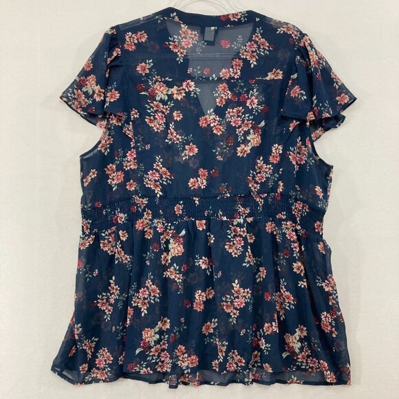 Torrid Top size 3X Navy Floral Sheer Flutter Sleeve V Neck Top Feminine Elegant - Picture 8 of 9